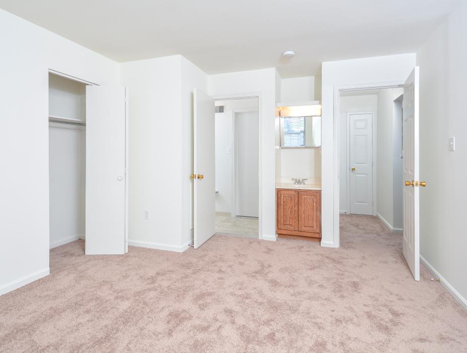 Victoria Crossing Apartments - Reading, PA