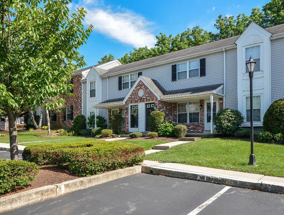 Victoria Crossing Apartments - Reading, PA