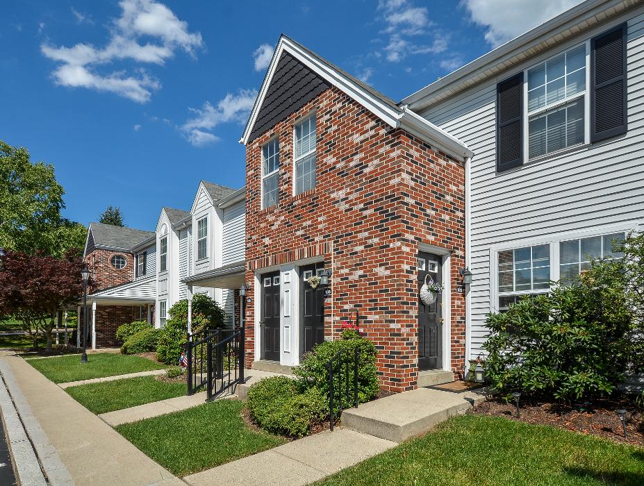 Victoria Crossing Apartments - Reading, PA