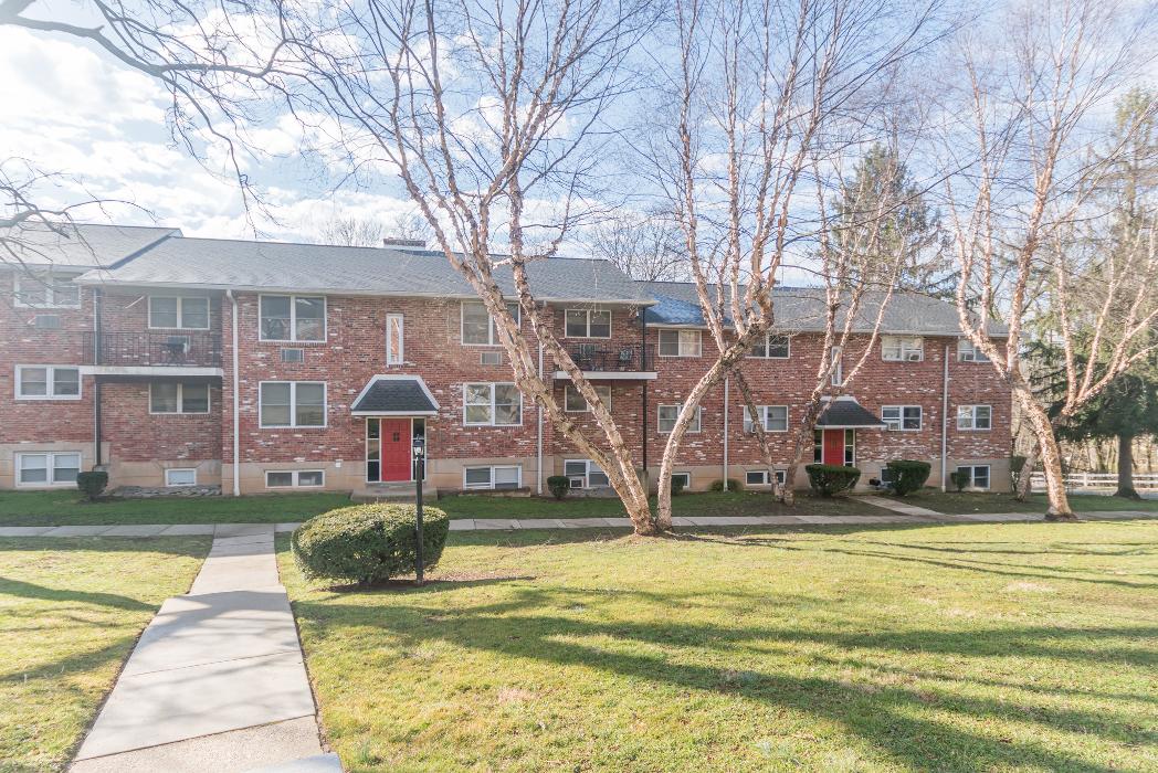 South Valley Townhomes - Paoli, PA