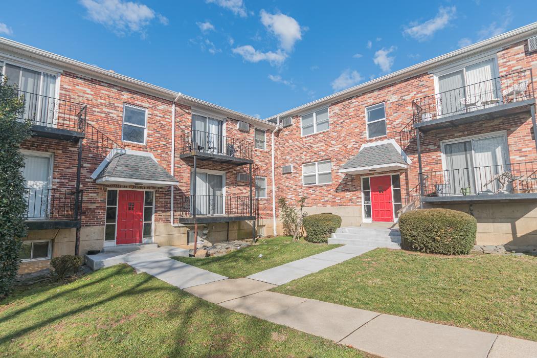 South Valley Townhomes - Paoli, PA