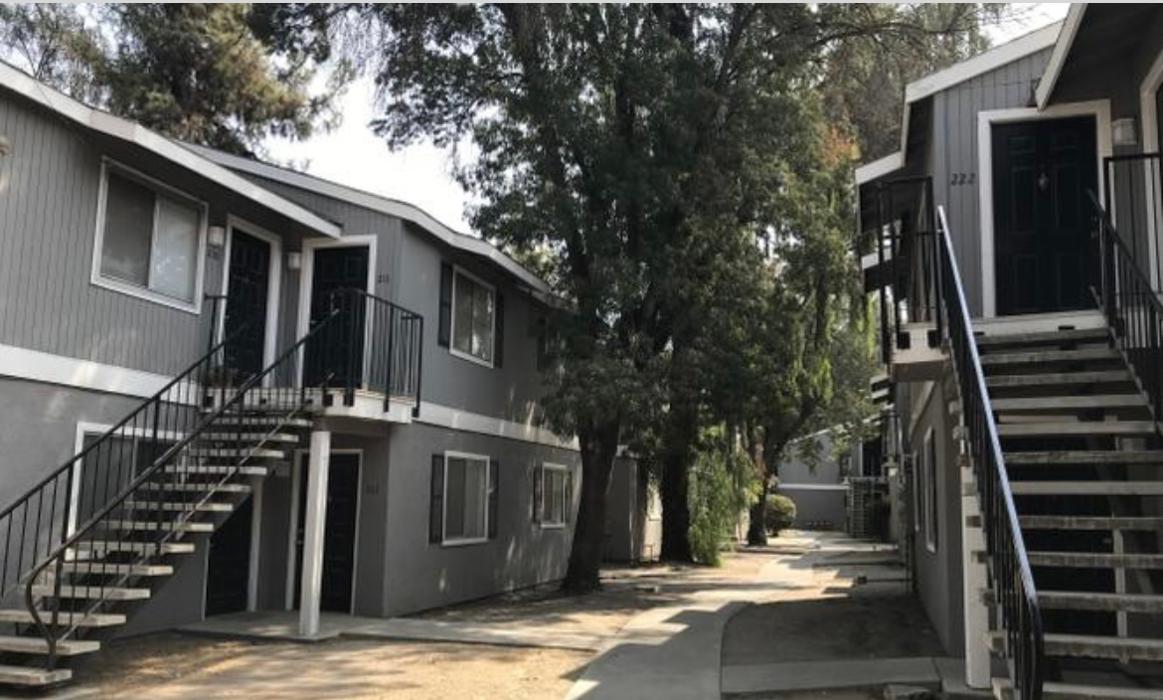 Maplewood Apartments - Visalia, CA