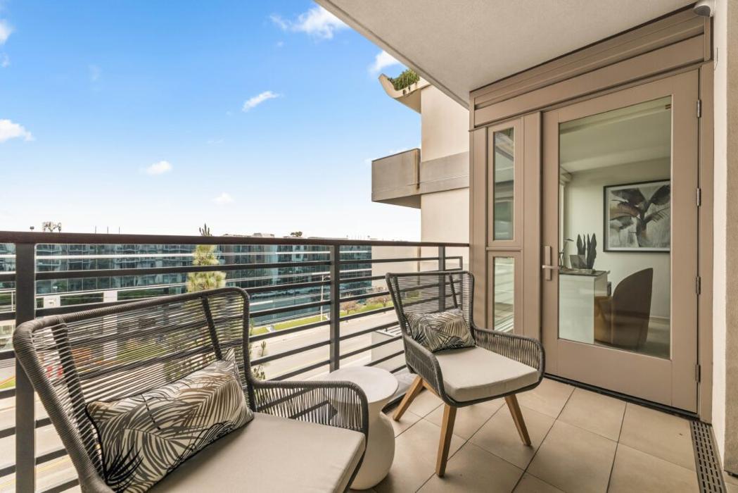 Avocet Playa Vista Image