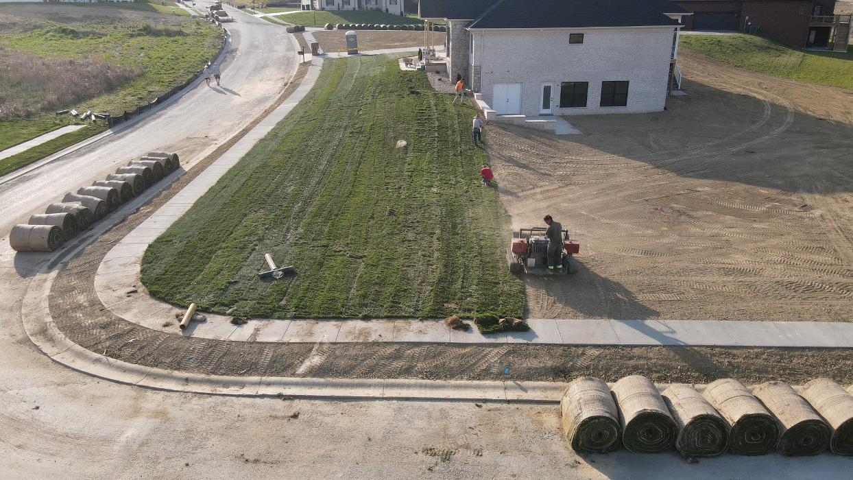 Lamb's Lawn Service & Landscaping LLC Image