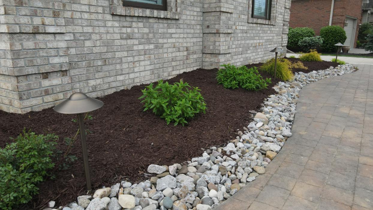 Lamb's Lawn Service & Landscaping LLC Image