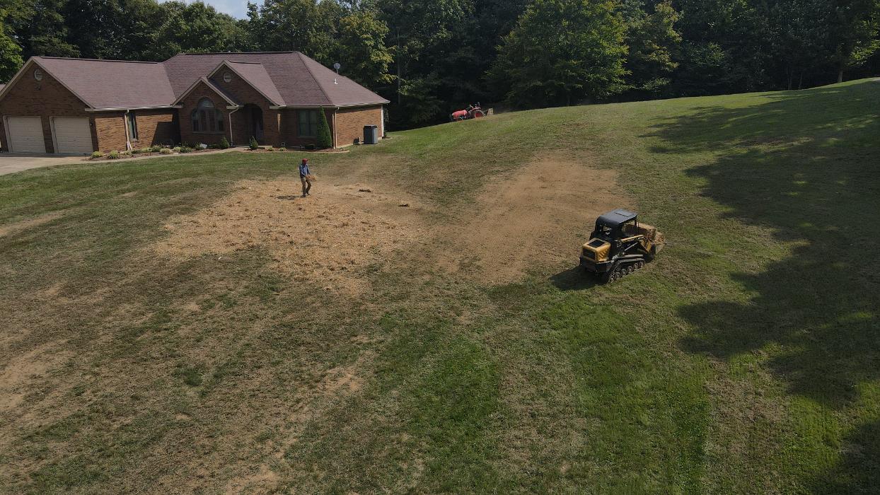 Lamb's Lawn Service & Landscaping LLC Image