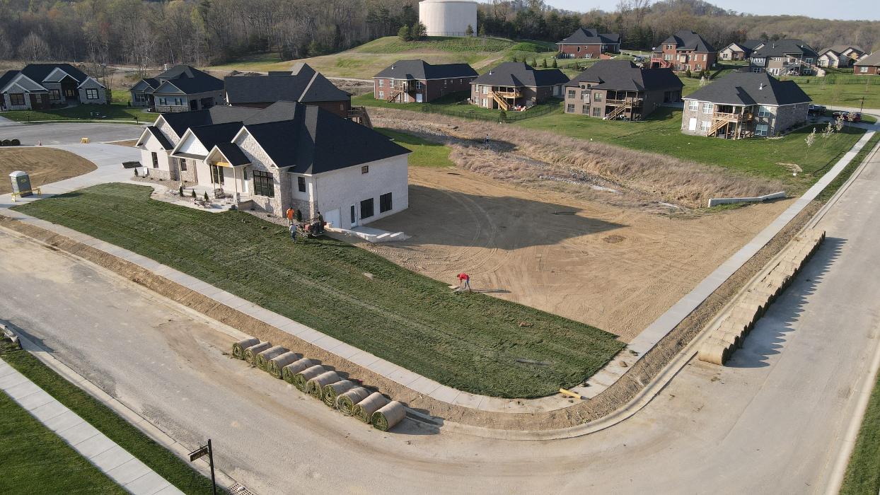 Lamb's Lawn Service & Landscaping LLC Image