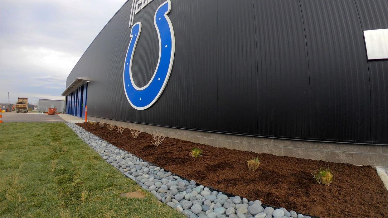 Lamb's Lawn Service & Landscaping LLC Image