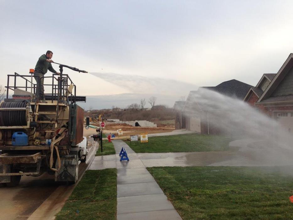 Lamb's Lawn Service & Landscaping LLC Image