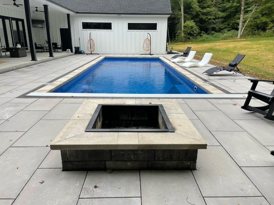 Lamb's Lawn Service & Landscaping LLC Image