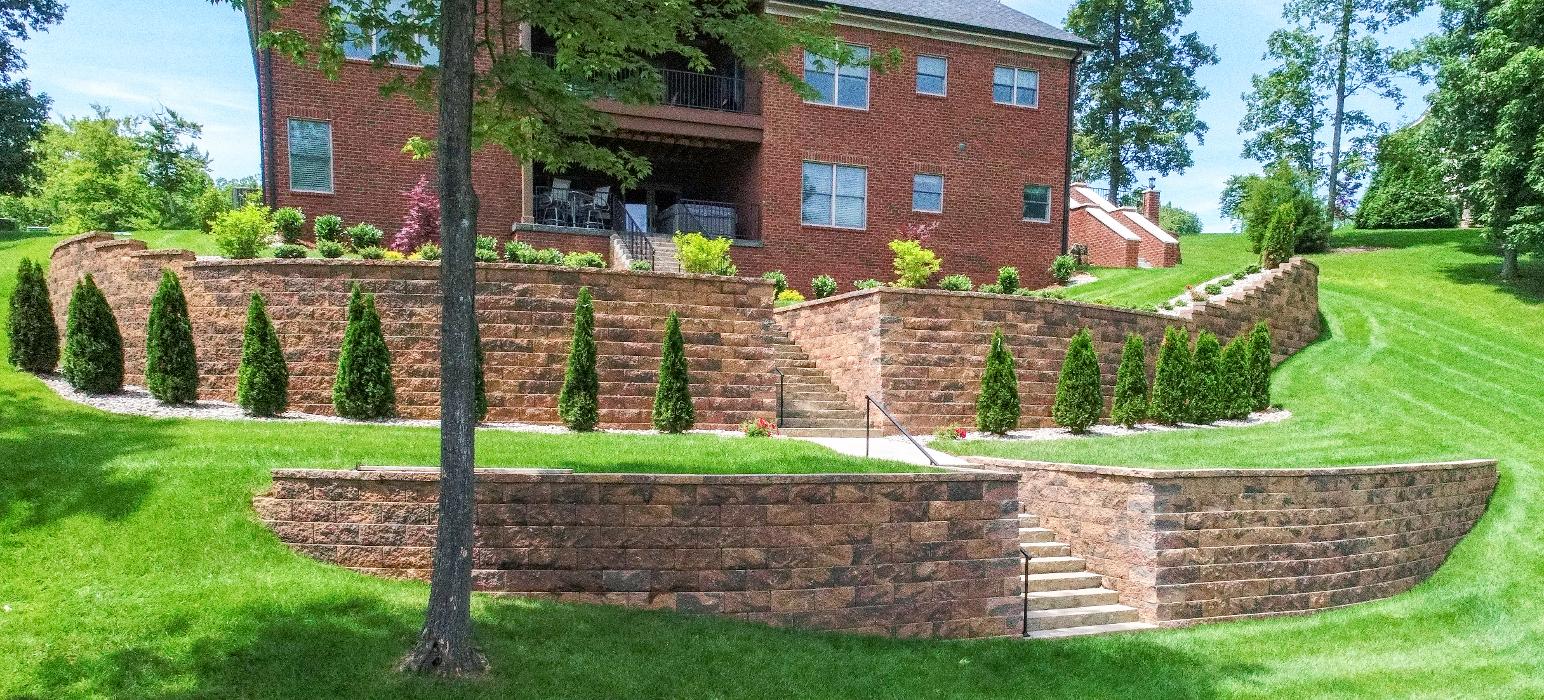 Lamb's Lawn Service & Landscaping LLC Image