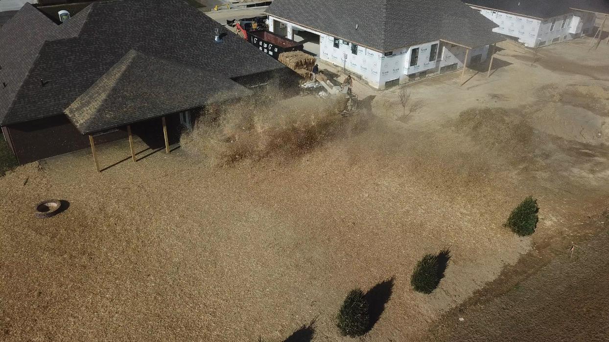 Lamb's Lawn Service & Landscaping LLC Image