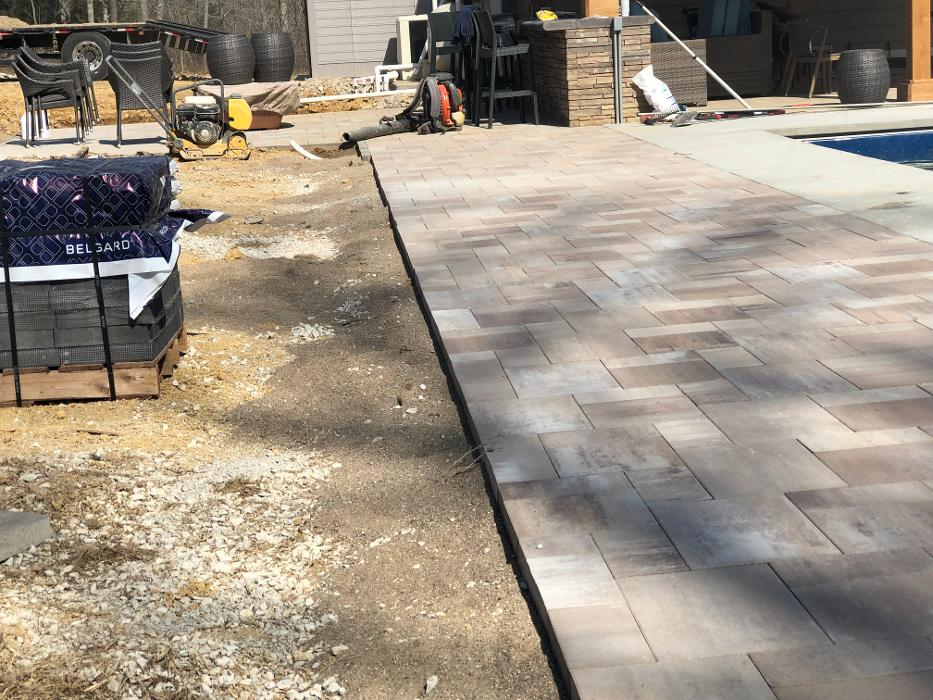 Lamb's Lawn Service & Landscaping LLC Image