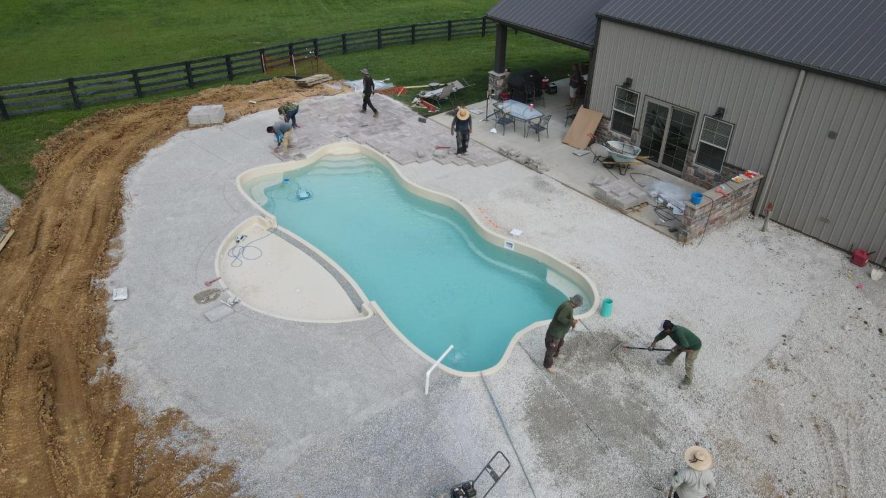 Lamb's Lawn Service & Landscaping LLC Image