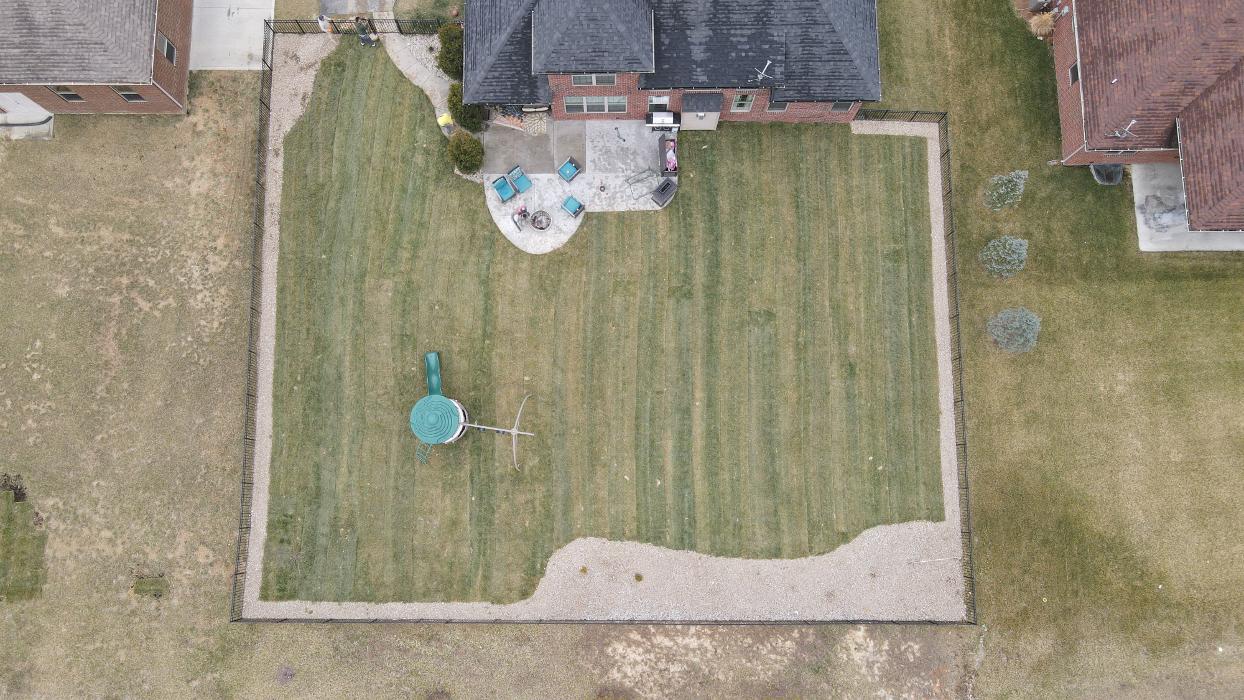 Lamb's Lawn Service & Landscaping LLC Image