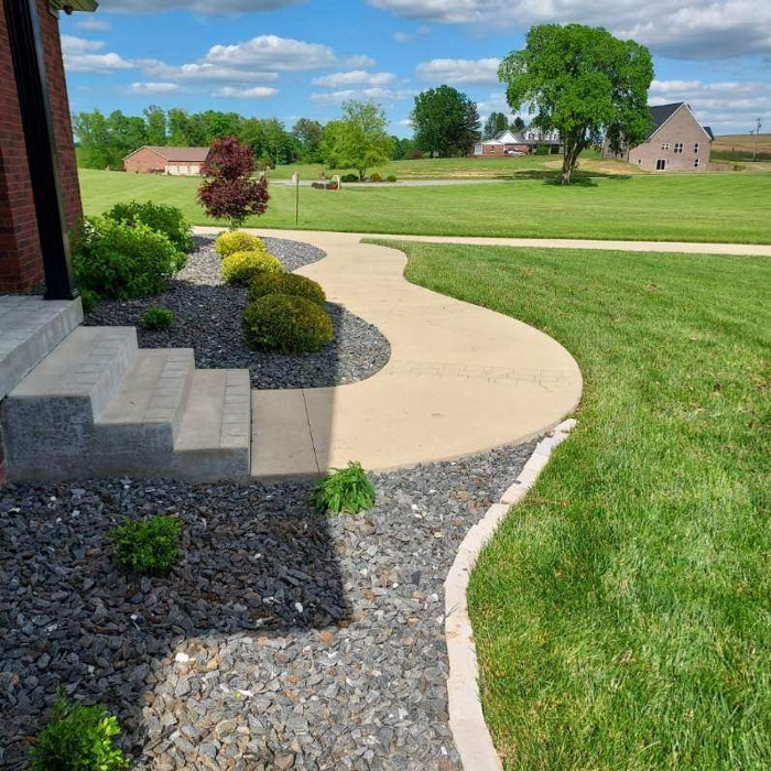 Lamb's Lawn Service & Landscaping LLC Image