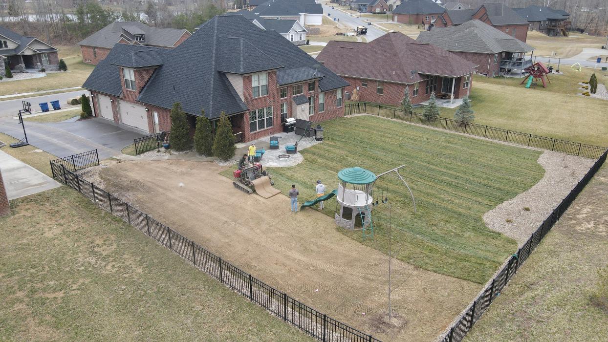 Lamb's Lawn Service & Landscaping LLC Image