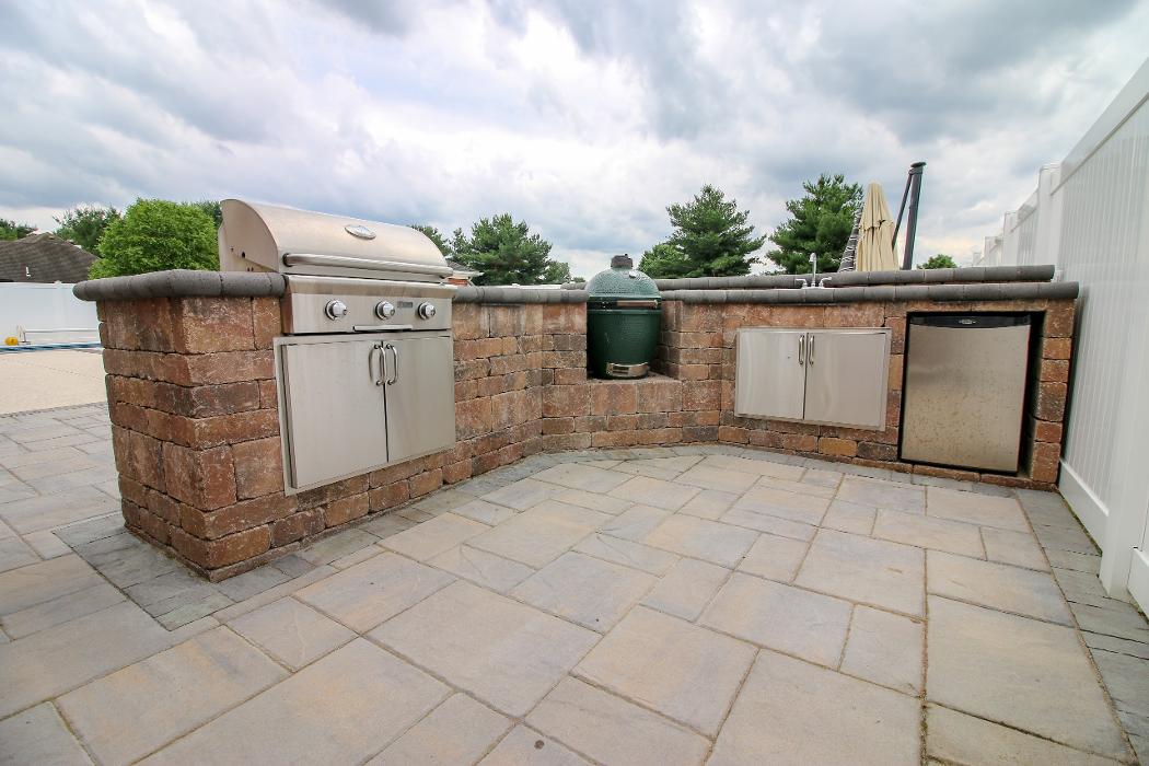 Lamb's Lawn Service & Landscaping LLC Image