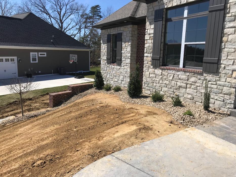 Lamb's Lawn Service & Landscaping LLC Image