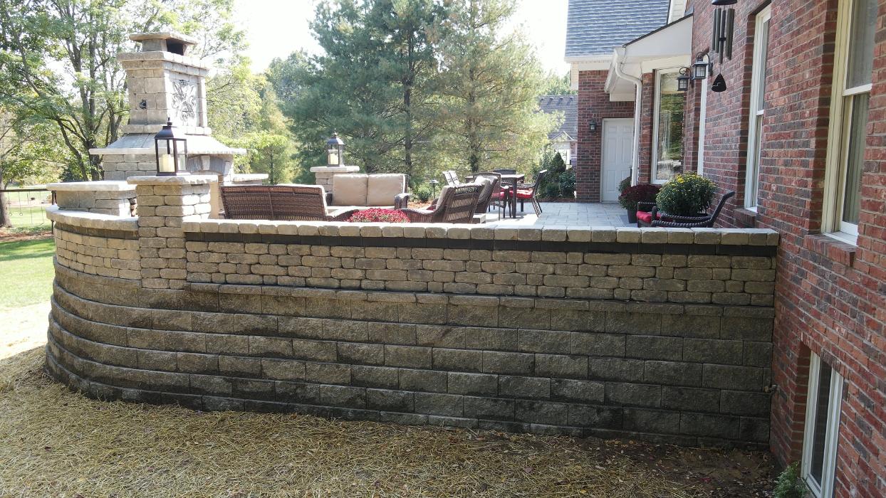 Lamb's Lawn Service & Landscaping LLC Image