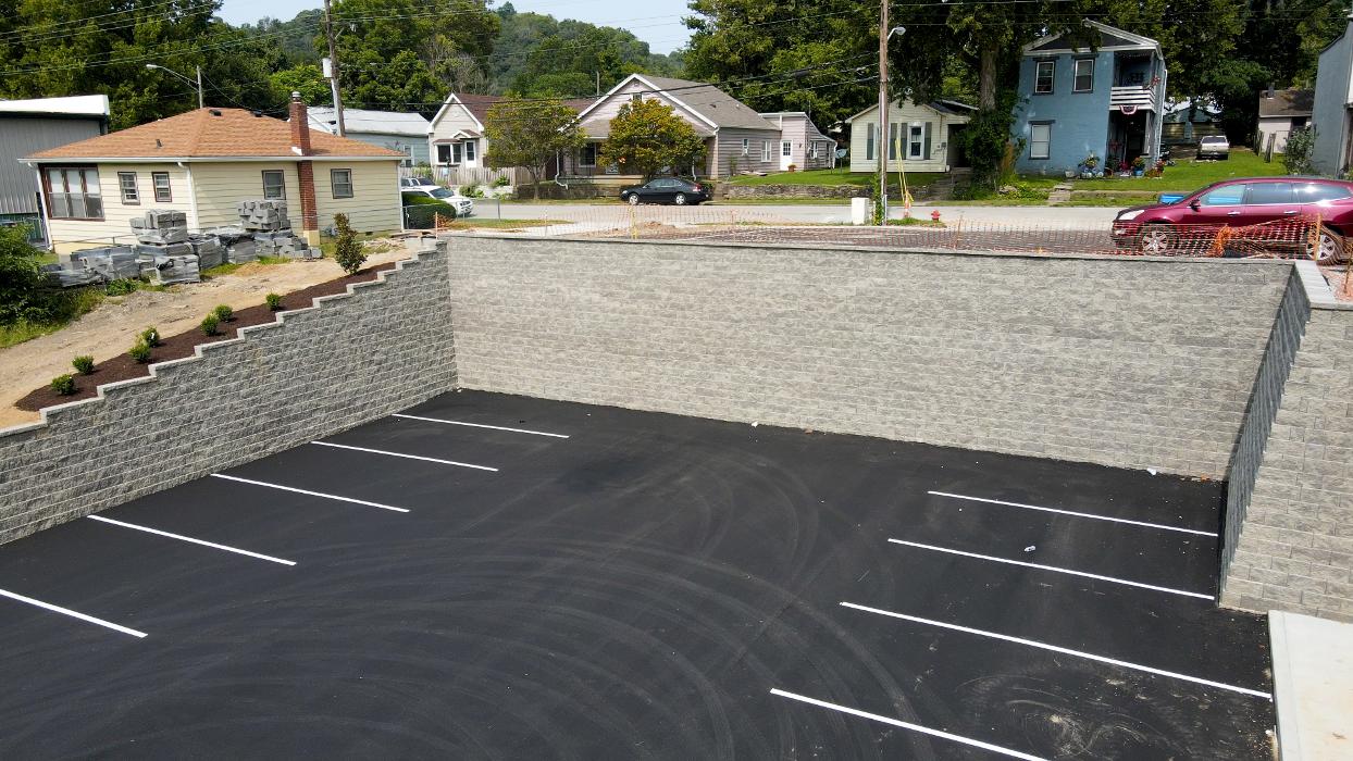 Lamb's Lawn Service & Landscaping LLC Image