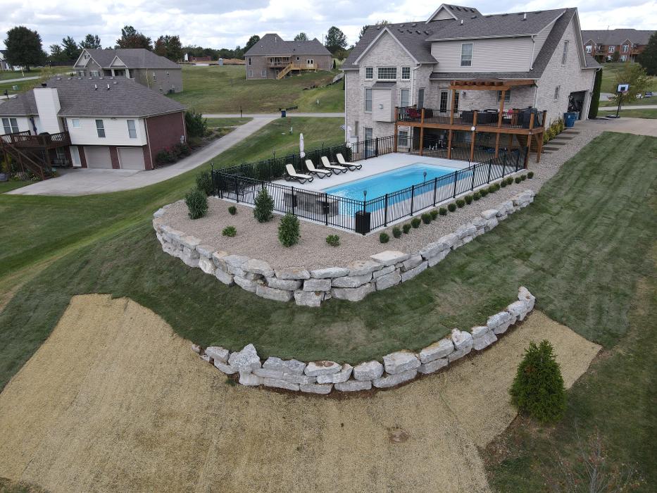 Lamb's Lawn Service & Landscaping LLC Image