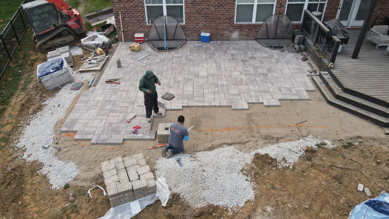 Lamb's Lawn Service & Landscaping LLC Image