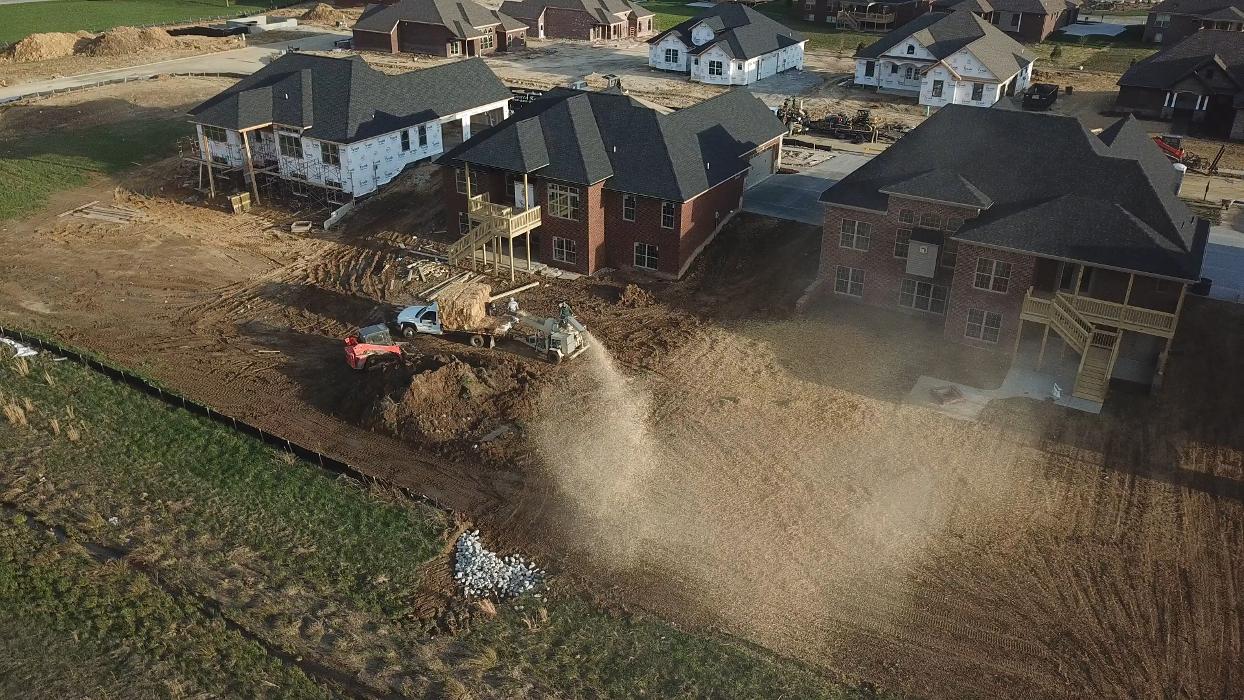 Lamb's Lawn Service & Landscaping LLC Image