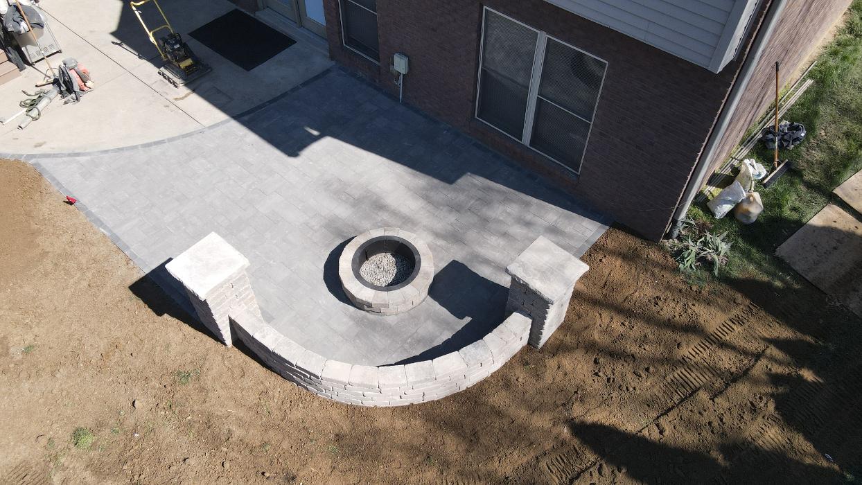 Lamb's Lawn Service & Landscaping LLC Image