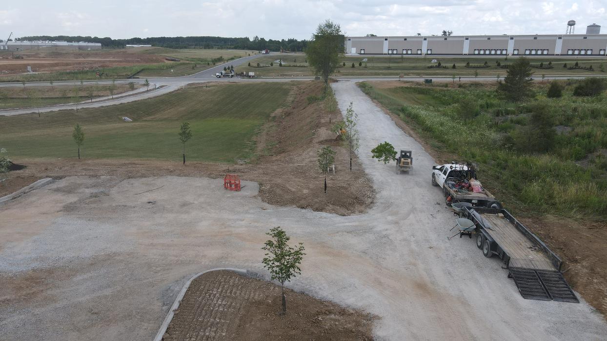 Lamb's Lawn Service & Landscaping LLC Image