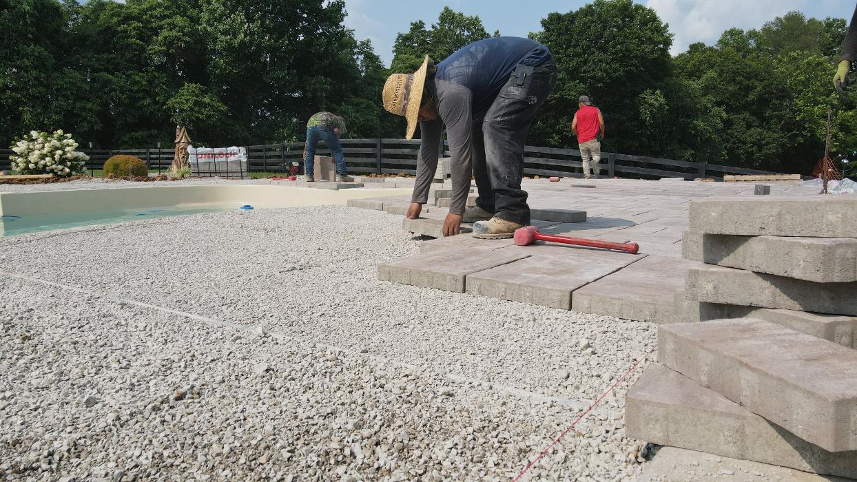 Lamb's Lawn Service & Landscaping LLC Image