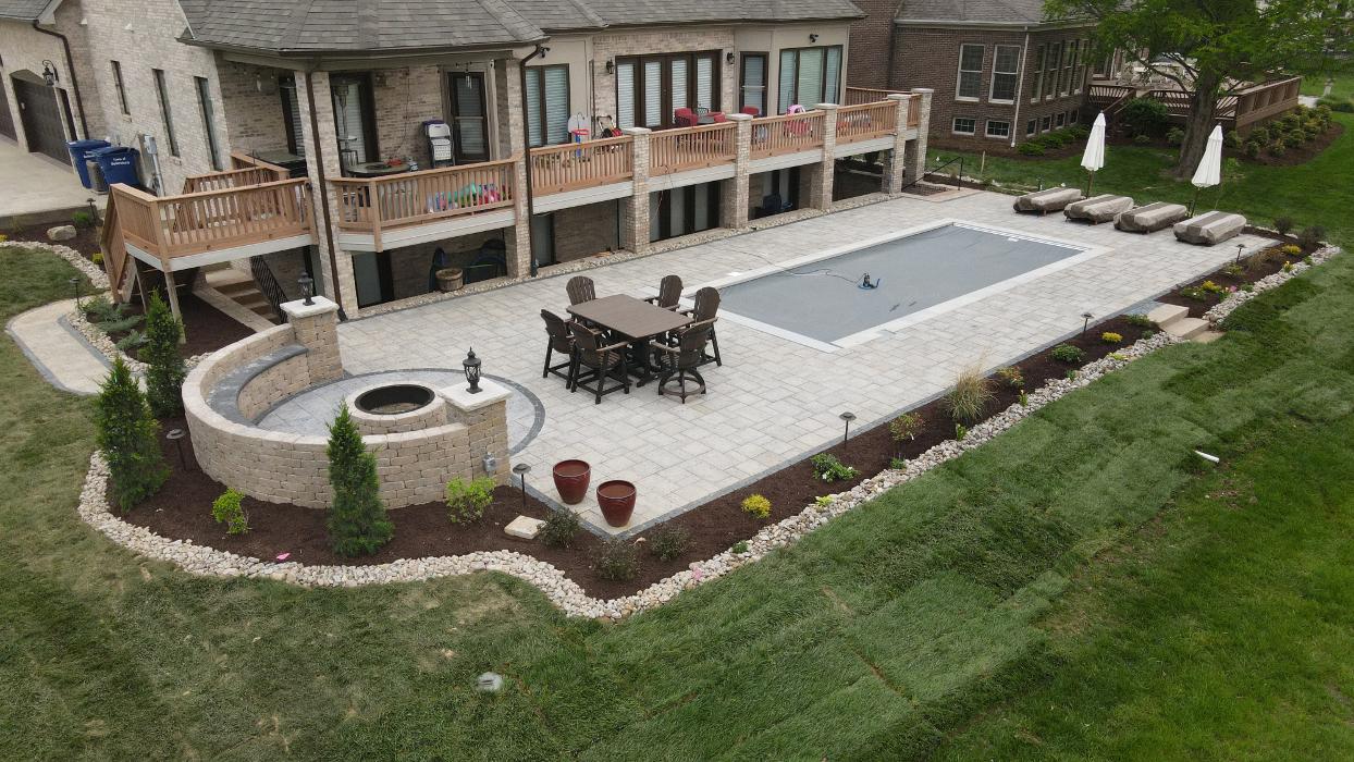 Lamb's Lawn Service & Landscaping LLC Image