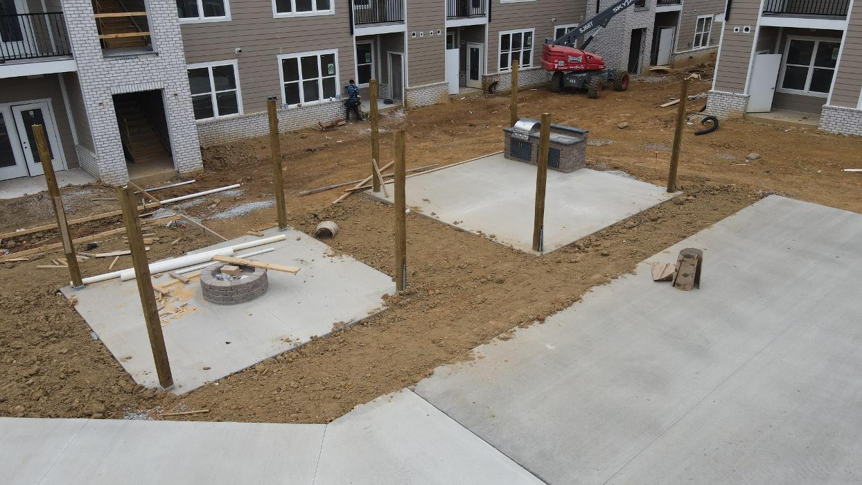 Lamb's Lawn Service & Landscaping LLC Image