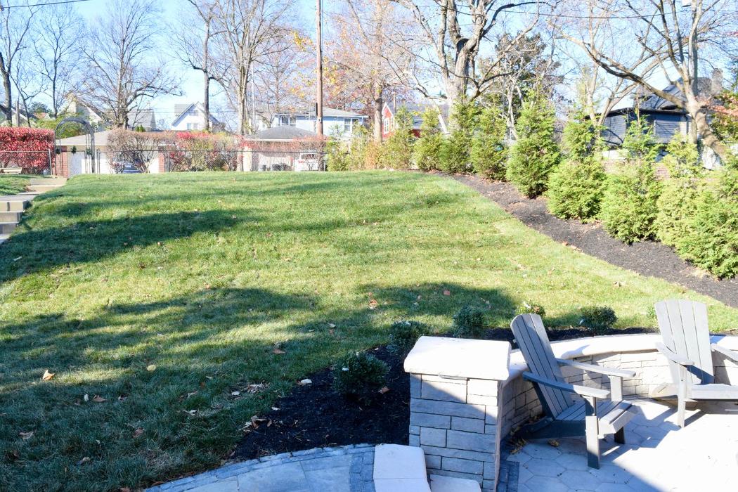 Lamb's Lawn Service & Landscaping LLC Image