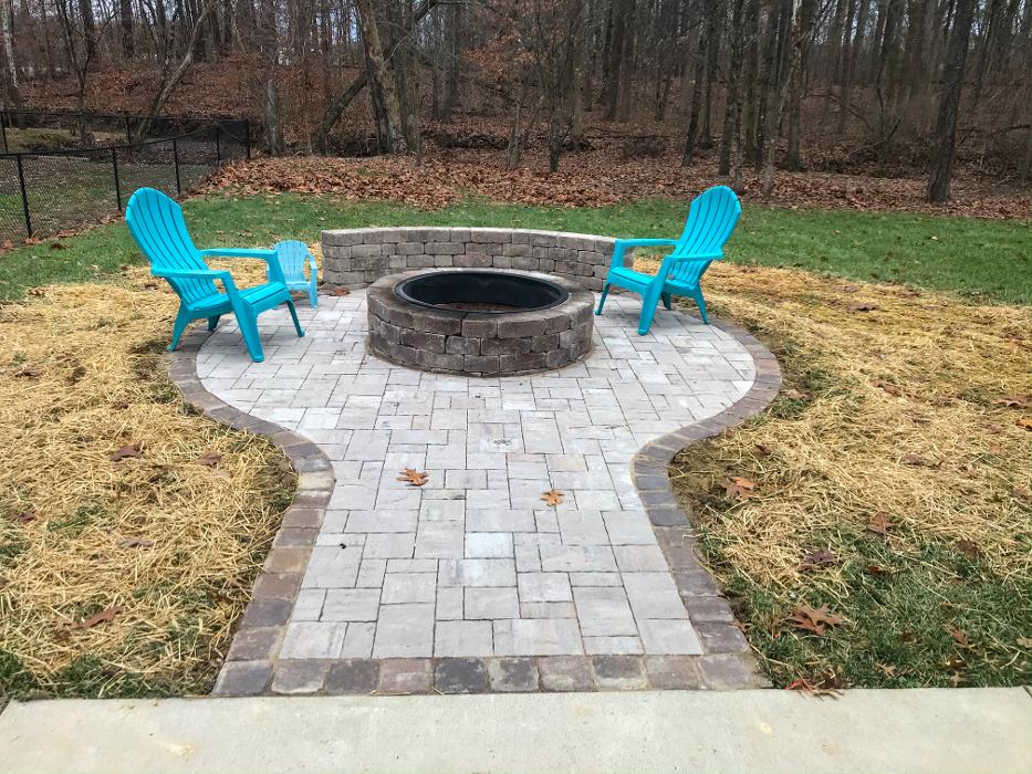 Lamb's Lawn Service & Landscaping LLC Image