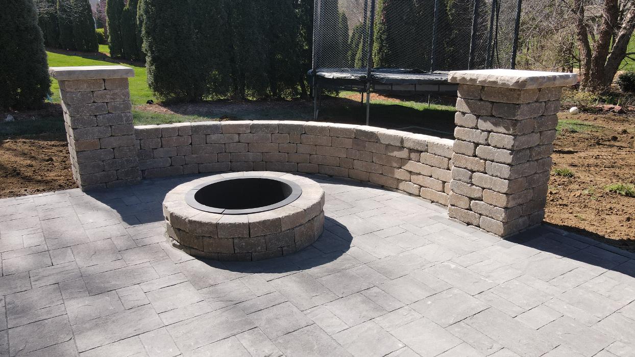 Lamb's Lawn Service & Landscaping LLC Image