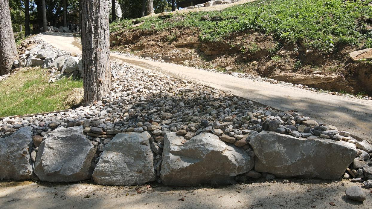 Lamb's Lawn Service & Landscaping LLC Image