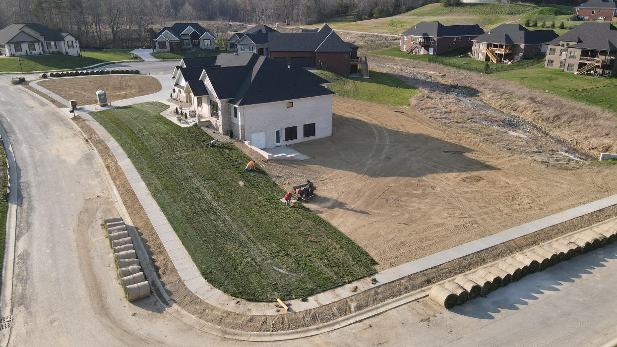 Lamb's Lawn Service & Landscaping LLC Image