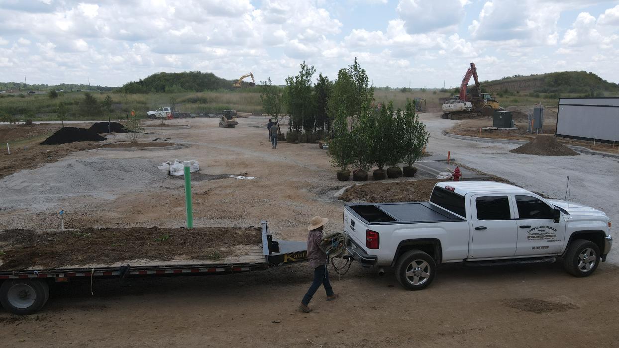 Lamb's Lawn Service & Landscaping LLC Image