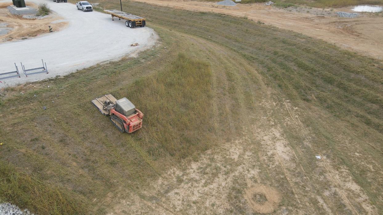 Lamb's Lawn Service & Landscaping LLC Image