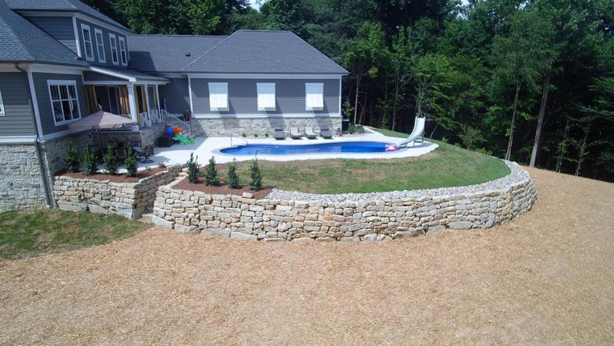 Lamb's Lawn Service & Landscaping LLC Image