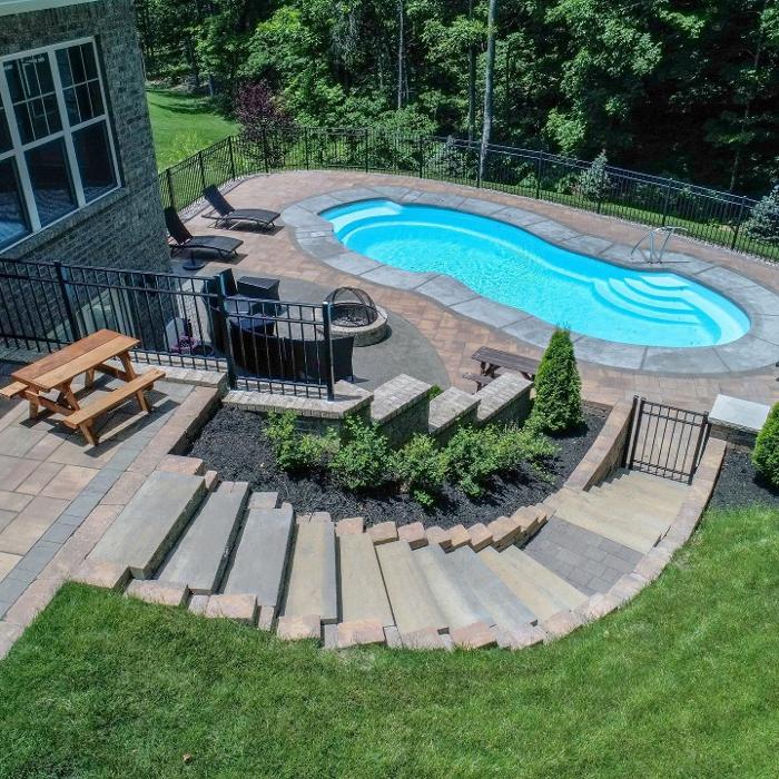 Lamb's Lawn Service & Landscaping LLC Image