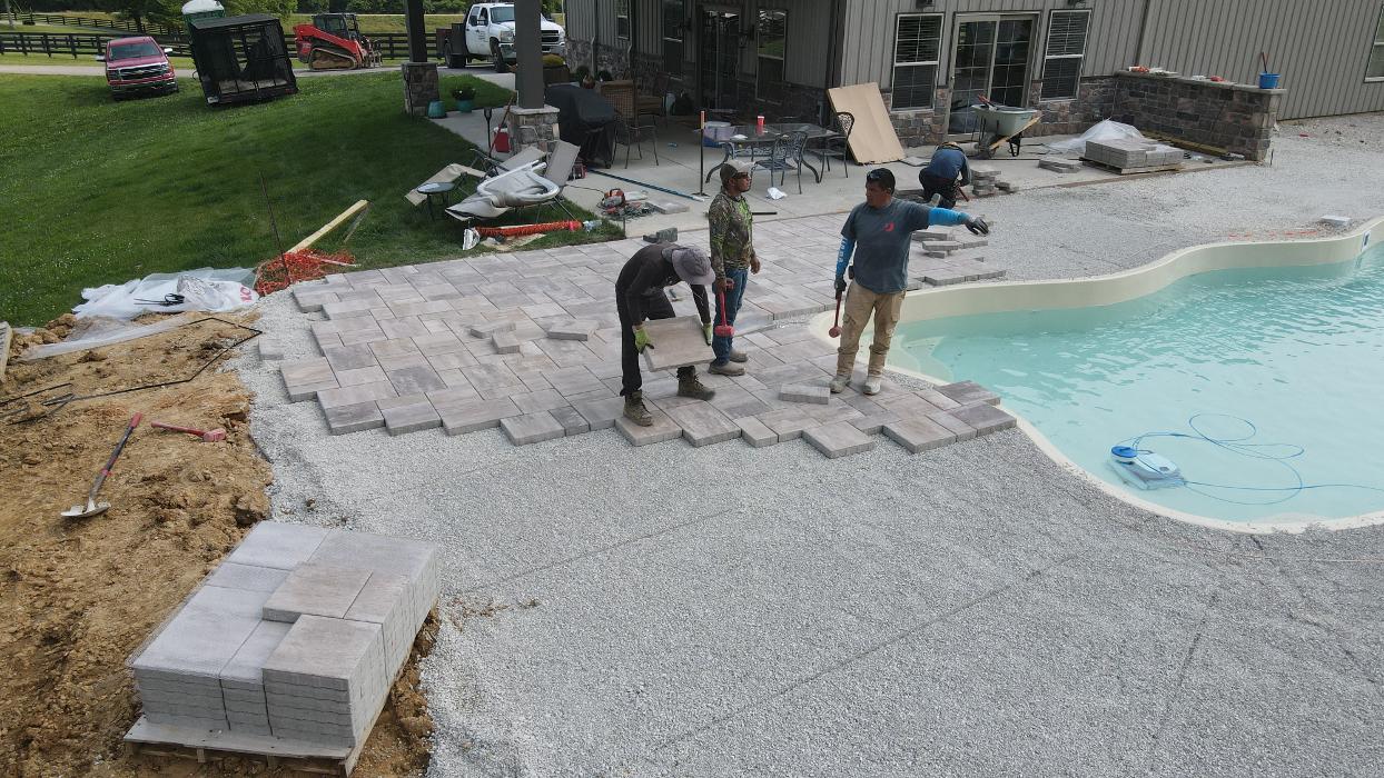 Lamb's Lawn Service & Landscaping LLC Image