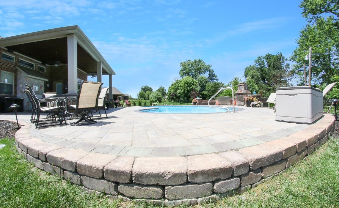 Lamb's Lawn Service & Landscaping LLC Image