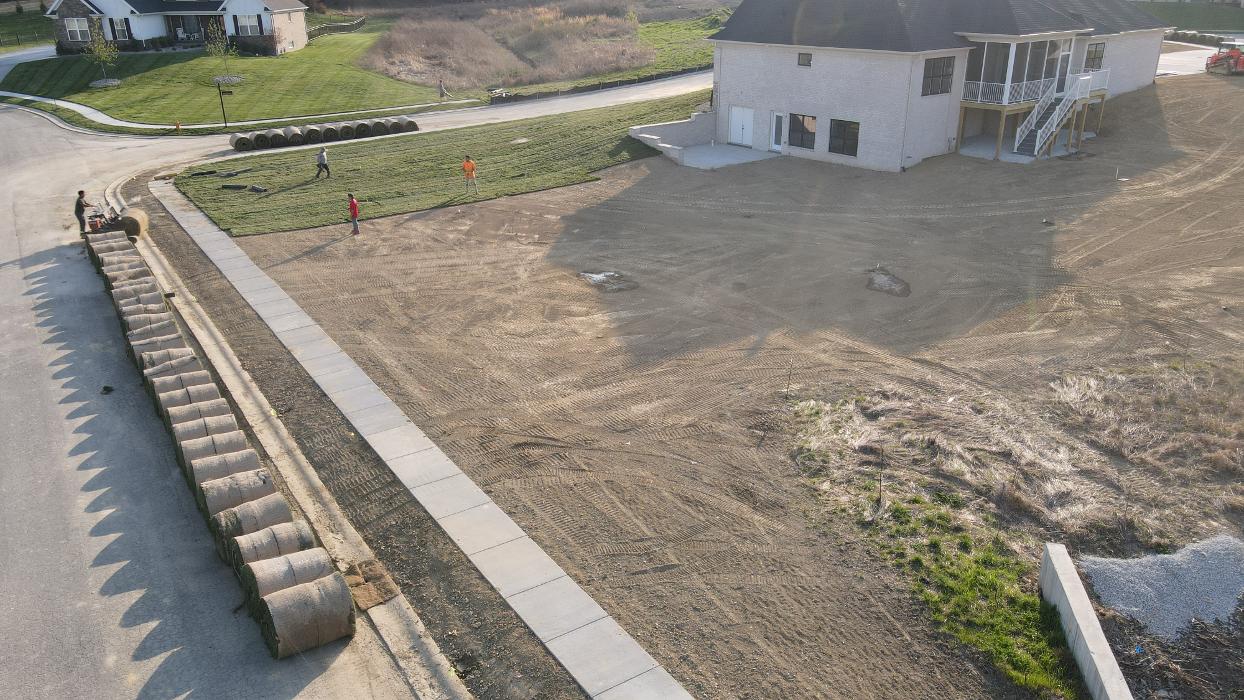 Lamb's Lawn Service & Landscaping LLC Image