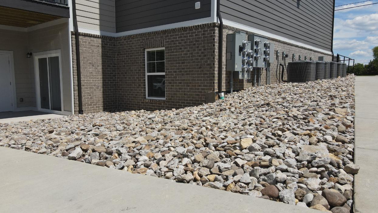 Lamb's Lawn Service & Landscaping LLC Image