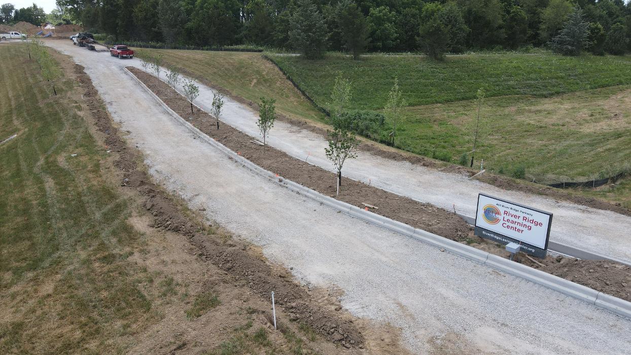 Lamb's Lawn Service & Landscaping LLC Image