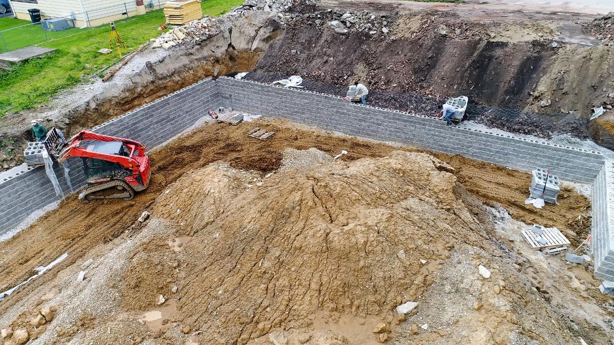 Lamb's Lawn Service & Landscaping LLC Image