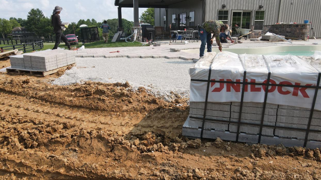 Lamb's Lawn Service & Landscaping LLC Image