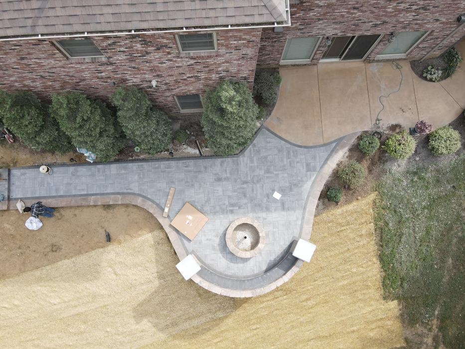 Lamb's Lawn Service & Landscaping LLC Image